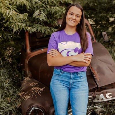 2022 B&B Legacy Scholarship Recipient Mia Schmitz