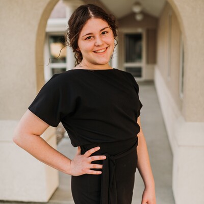2023 Scholarship Recipient Kristi Edelman from Sabetha High School