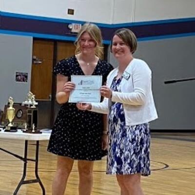 2021 Burger I Scholarship Recipient Nyah Heinen